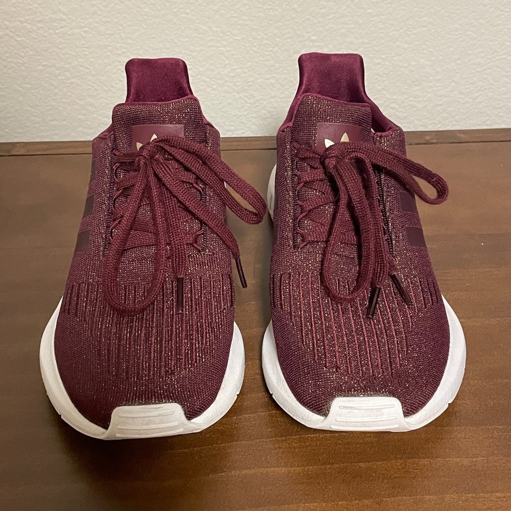 Adidas size 7.5 maroon and gold athletic shoes
